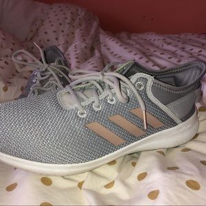 🌟Adidas Tennis Shoes🌟